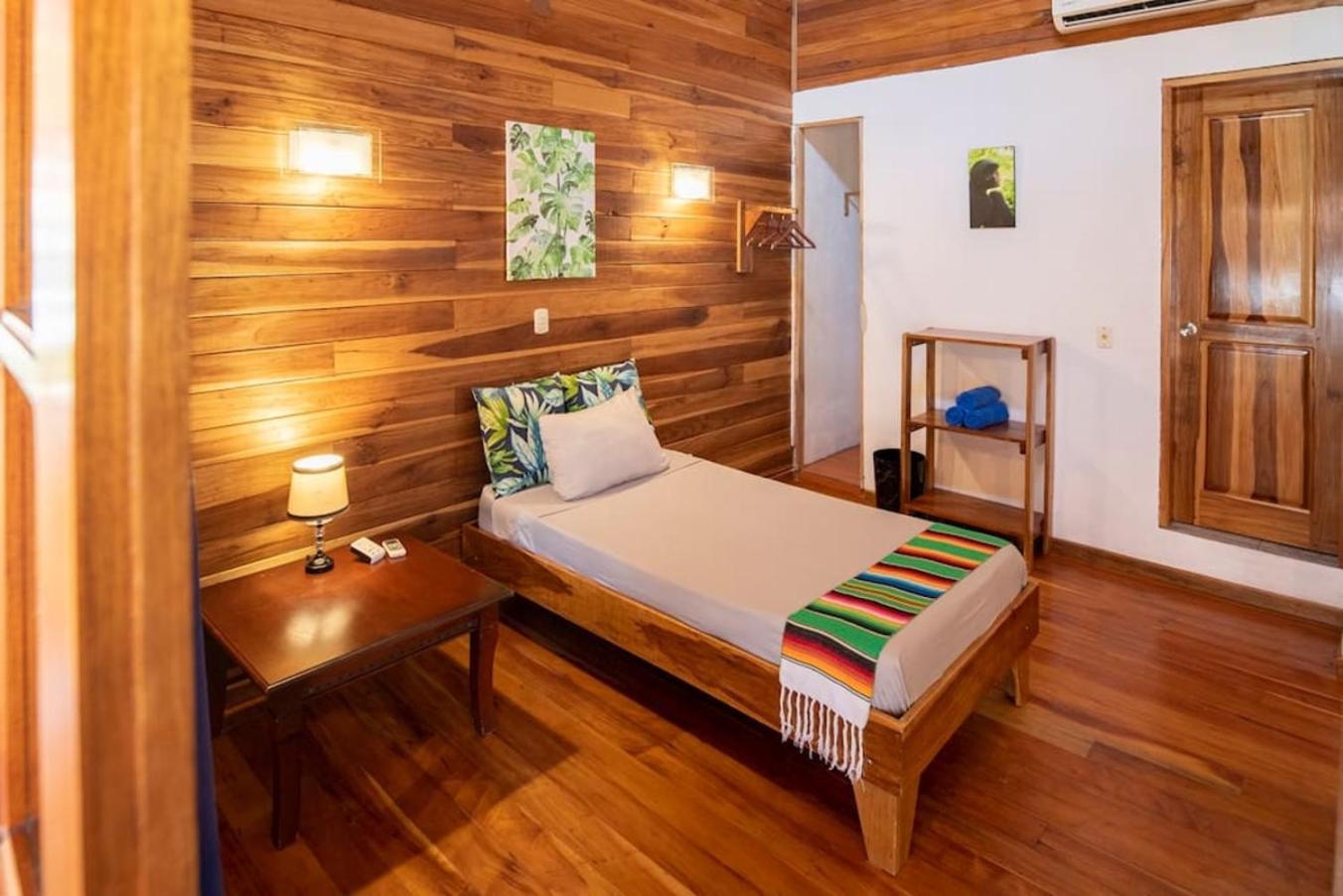 Poolside Beach House At Pangea Lodge Manzanillo  Bagian luar foto