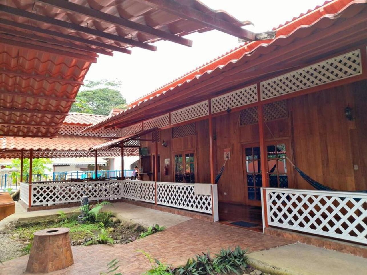 Poolside Beach House At Pangea Lodge Manzanillo  Bagian luar foto
