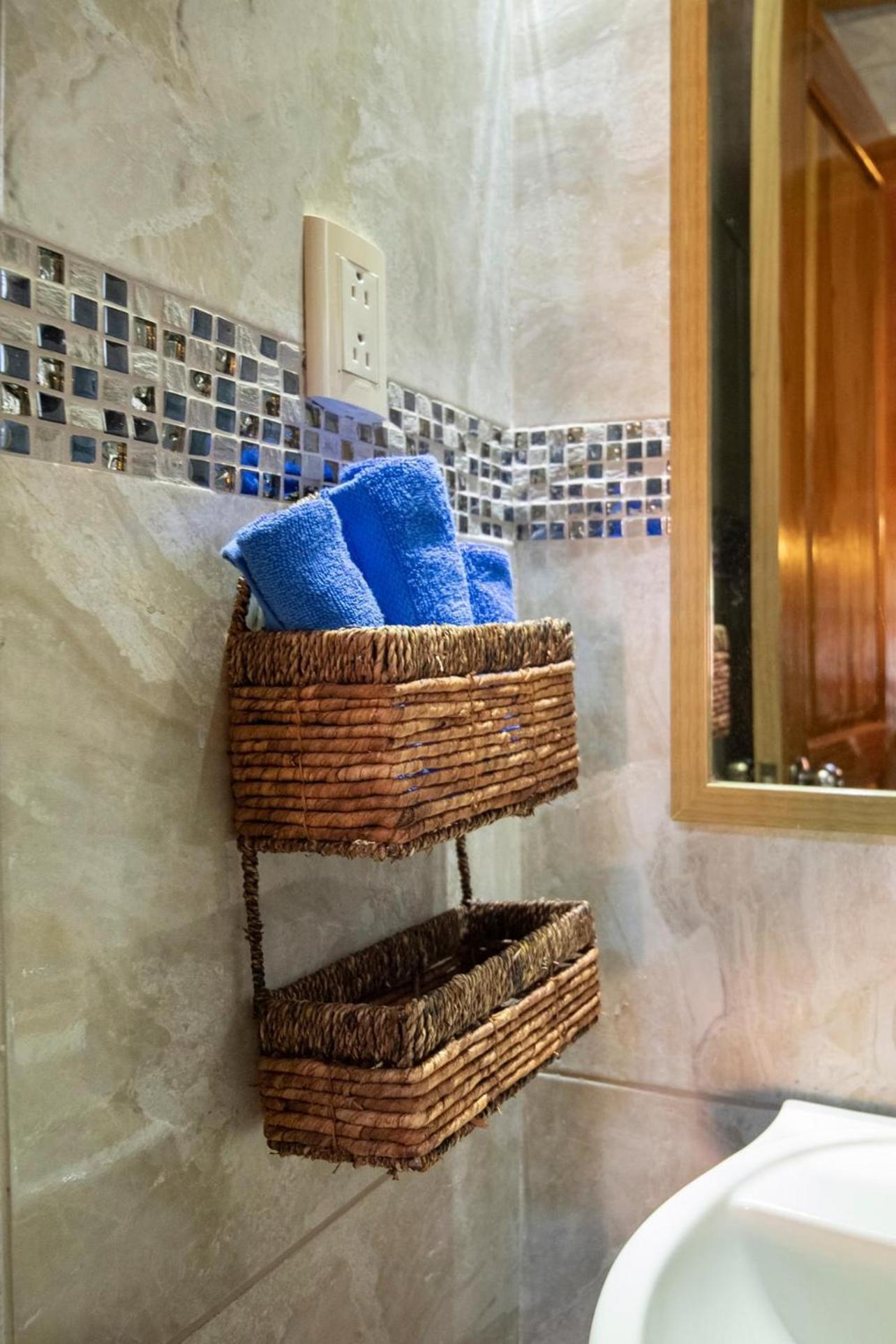Poolside Beach House At Pangea Lodge Manzanillo  Bagian luar foto